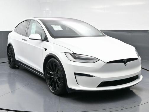 2022 Tesla Model X Base