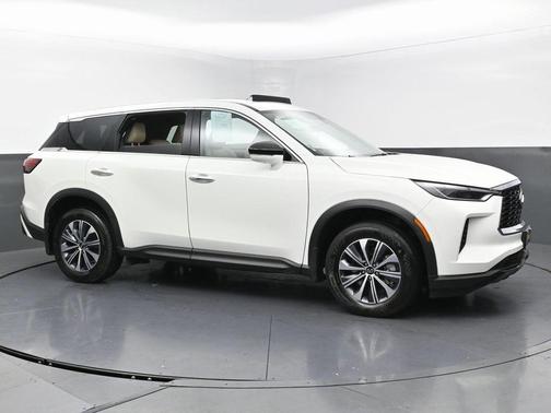 2023 INFINITI QX60 Pure