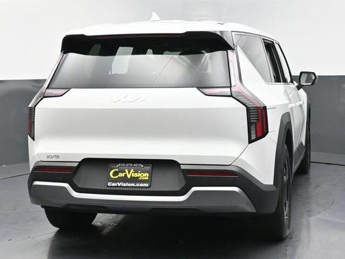 2024 Kia EV9 Light Long Range