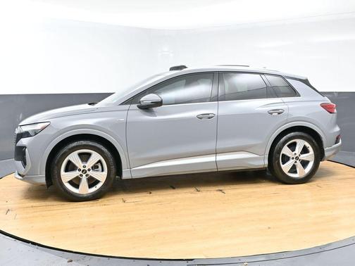 Pebble Gray 2024 Audi Q4 e-tron Premium 55 quattro