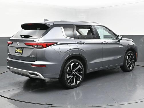 2023 Mitsubishi Outlander PHEV SEL