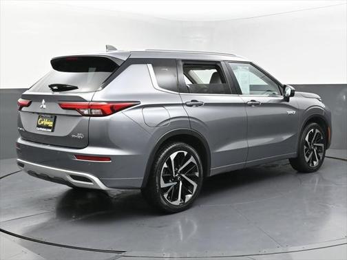 2023 Mitsubishi Outlander PHEV SEL