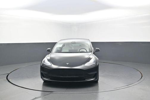Pearl White Multi-Coat 2023 Tesla Model 3 Standard Range