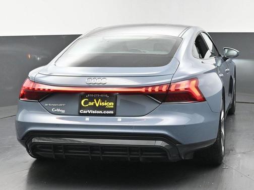 2022 Audi e-tron GT Premium Plus