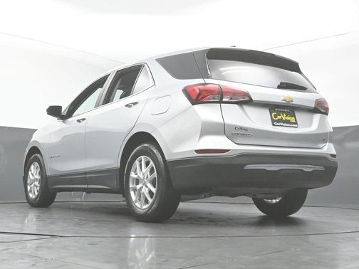 Silver Ice Metallic 2022 Chevrolet Equinox 1LT