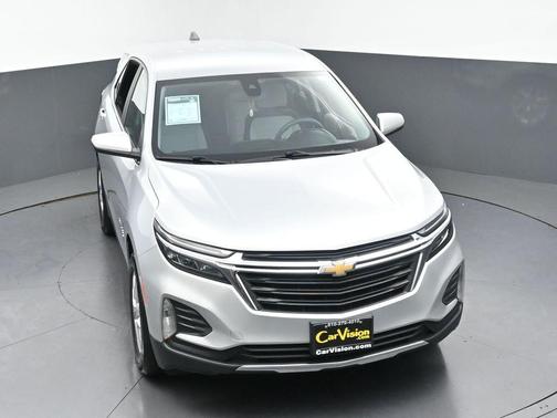 Silver Ice Metallic 2022 Chevrolet Equinox 1LT