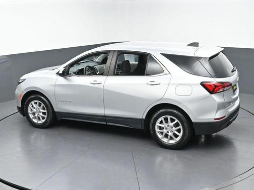 Silver Ice Metallic 2022 Chevrolet Equinox 1LT