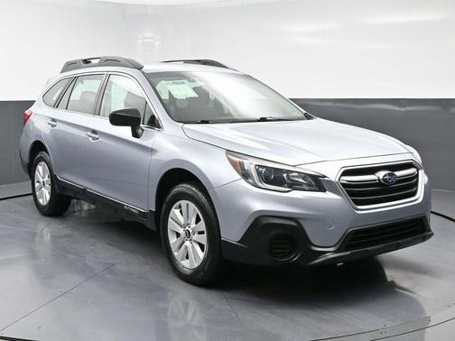 2019 Subaru Outback 2.5i