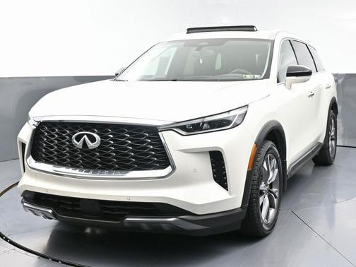 2022 INFINITI QX60 Luxe