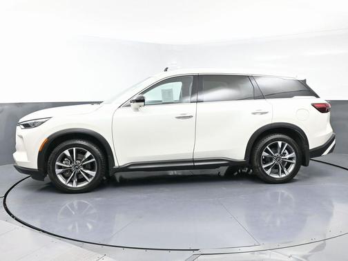 2022 INFINITI QX60 Luxe
