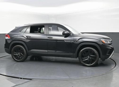 2022 Volkswagen Atlas Cross Sport 3.6L V6 SE w/Technology