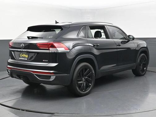 2022 Volkswagen Atlas Cross Sport 3.6L V6 SE w/Technology