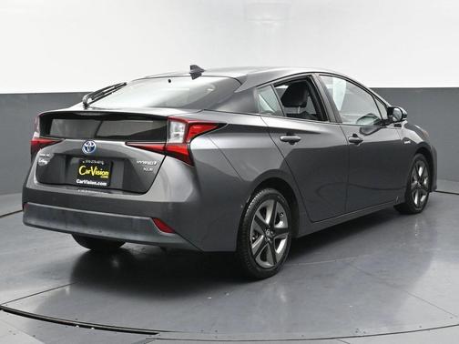 2019 Toyota Prius XLE