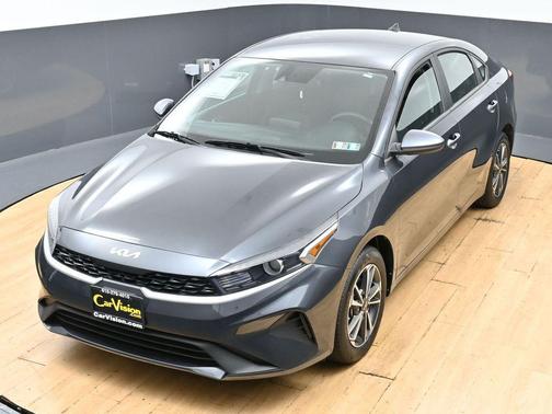 Gray 2024 Kia Forte LXS