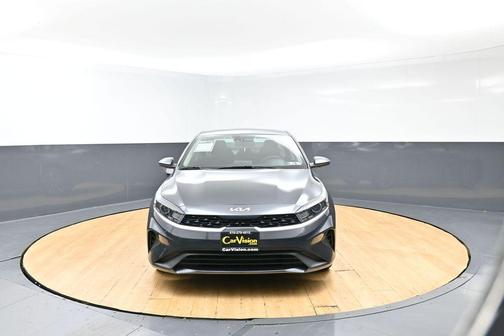 Gray 2024 Kia Forte LXS