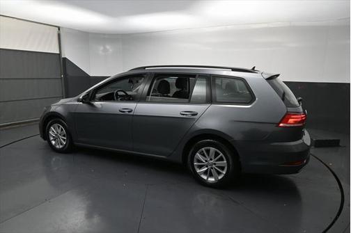 2019 Volkswagen Golf SportWagen TSI S