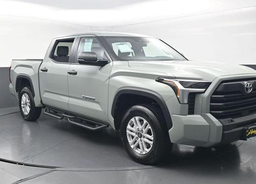 Lunar 2025 Toyota Tundra SR5