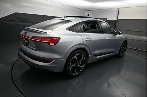 2022 Audi e-tron Sportback S line Premium Plus