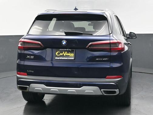 Phytonic Blue Metallic 2022 BMW X5 xDrive40i