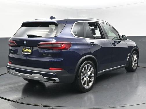 Phytonic Blue Metallic 2022 BMW X5 xDrive40i