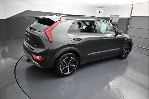 2023 Kia Niro EX