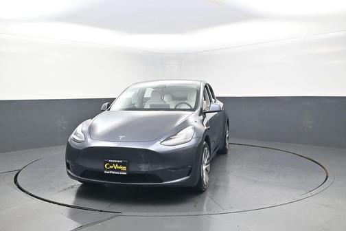Midnight Silver Metallic 2021 Tesla Model Y Standard Range Rear-Wheel Drive