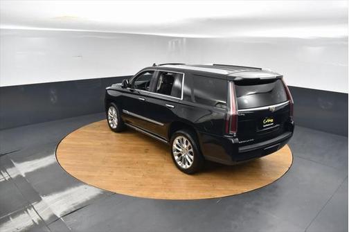 2020 Cadillac Escalade Premium Luxury