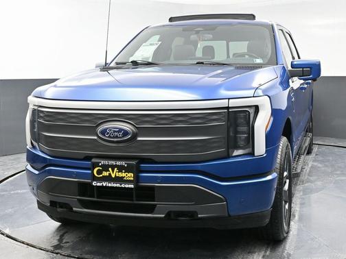 2022 Ford F-150 Lightning LARIAT