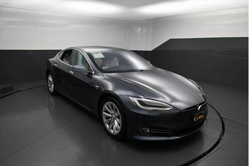 2020 Tesla Model S Long Range