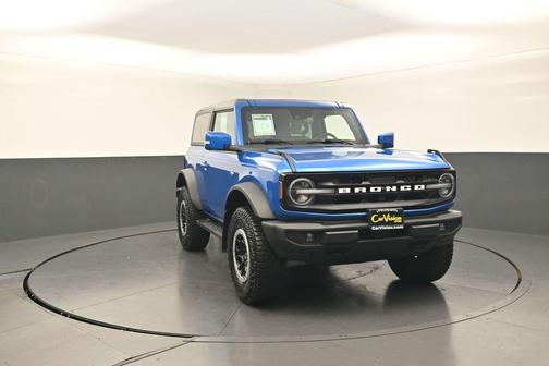 Velocity Blue Metallic 2022 Ford Bronco Outer Banks