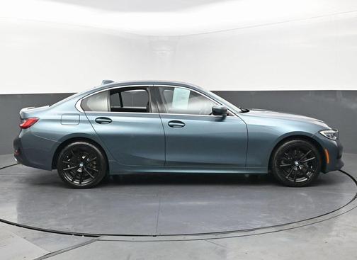 2021 BMW 330 xDrive