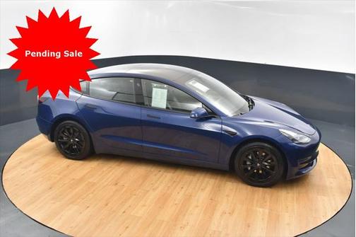 2022 Tesla Model 3 Standard Range