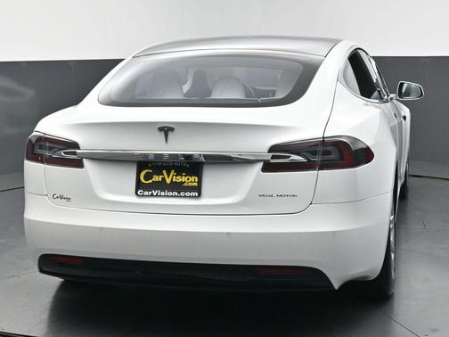Pearl White Multi-Coat 2019 Tesla Model S Long Range