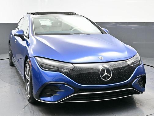 Twilight Blue Metallic 2023 Mercedes-Benz EQE 350 4MATIC+