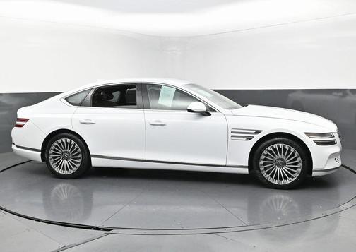 2023 Genesis Electrified G80 Base