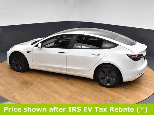 2022 Tesla Model 3 Standard Range