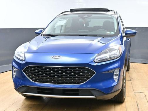 Atlas Blue Metallic 2022 Ford Escape Titanium