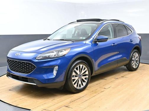 Atlas Blue Metallic 2022 Ford Escape Titanium