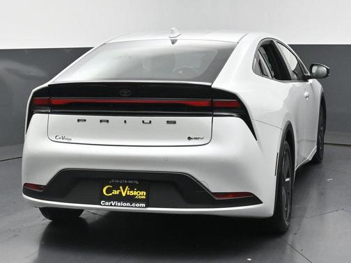 2023 Toyota Prius LE