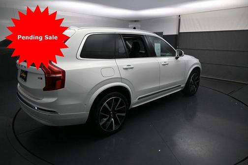 2024 Volvo XC90 B5 Plus Bright Theme