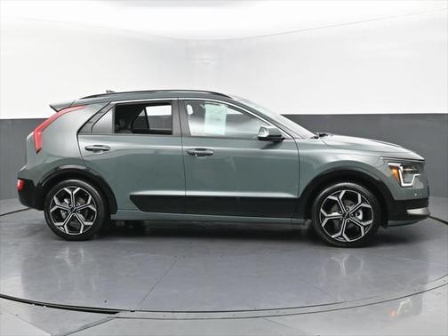 2023 Kia Niro Touring