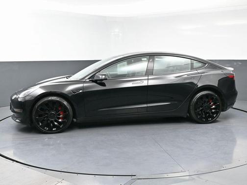 2023 Tesla Model 3 Performance