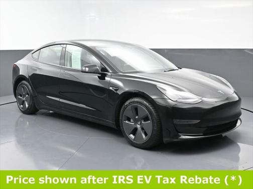 2022 Tesla Model 3 Standard Range