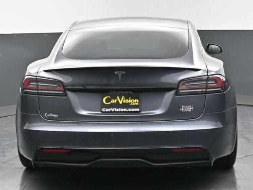 2022 Tesla Model S Plaid