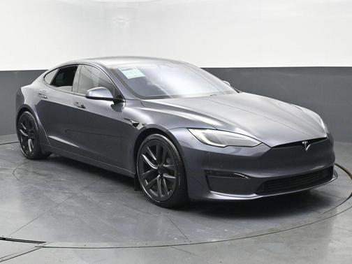 2022 Tesla Model S Plaid