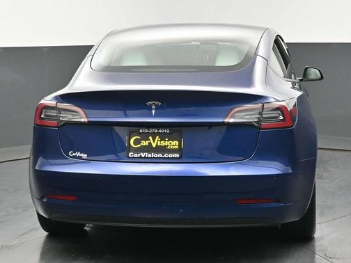 2022 Tesla Model 3 Standard Range