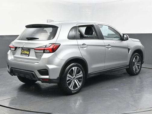 2023 Mitsubishi Outlander Sport SE