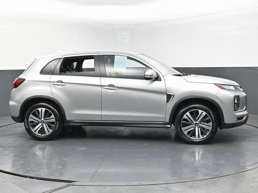 2023 Mitsubishi Outlander Sport SE