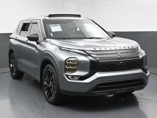 2023 Mitsubishi Outlander PHEV SE S-AWC