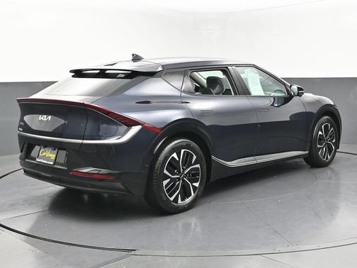 2023 Kia EV6 Wind
